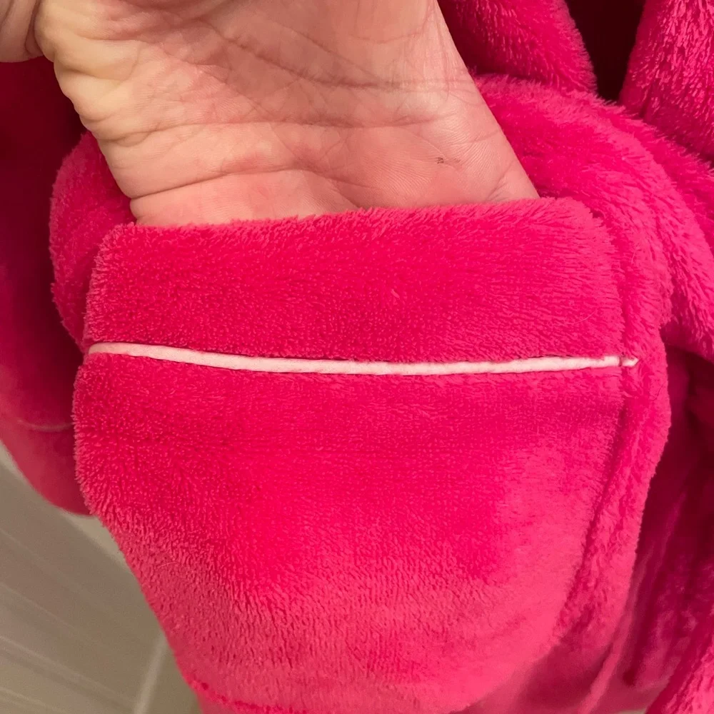 Victoria Secret plush long robe - Picture 5 of 8